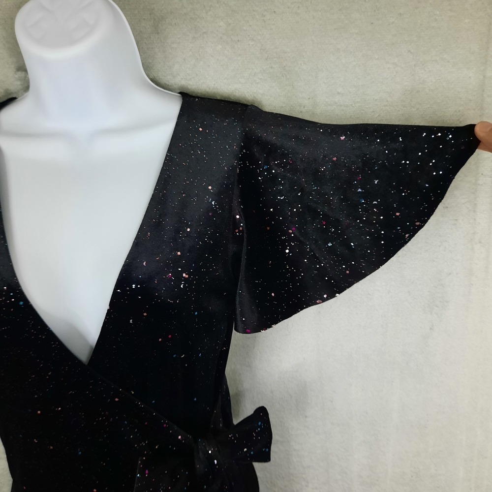 BlackMilk All That Glitters Black Velvet Wrap Midaxi Dress Small Whimsigoth Vamp - Picture 4 of 16